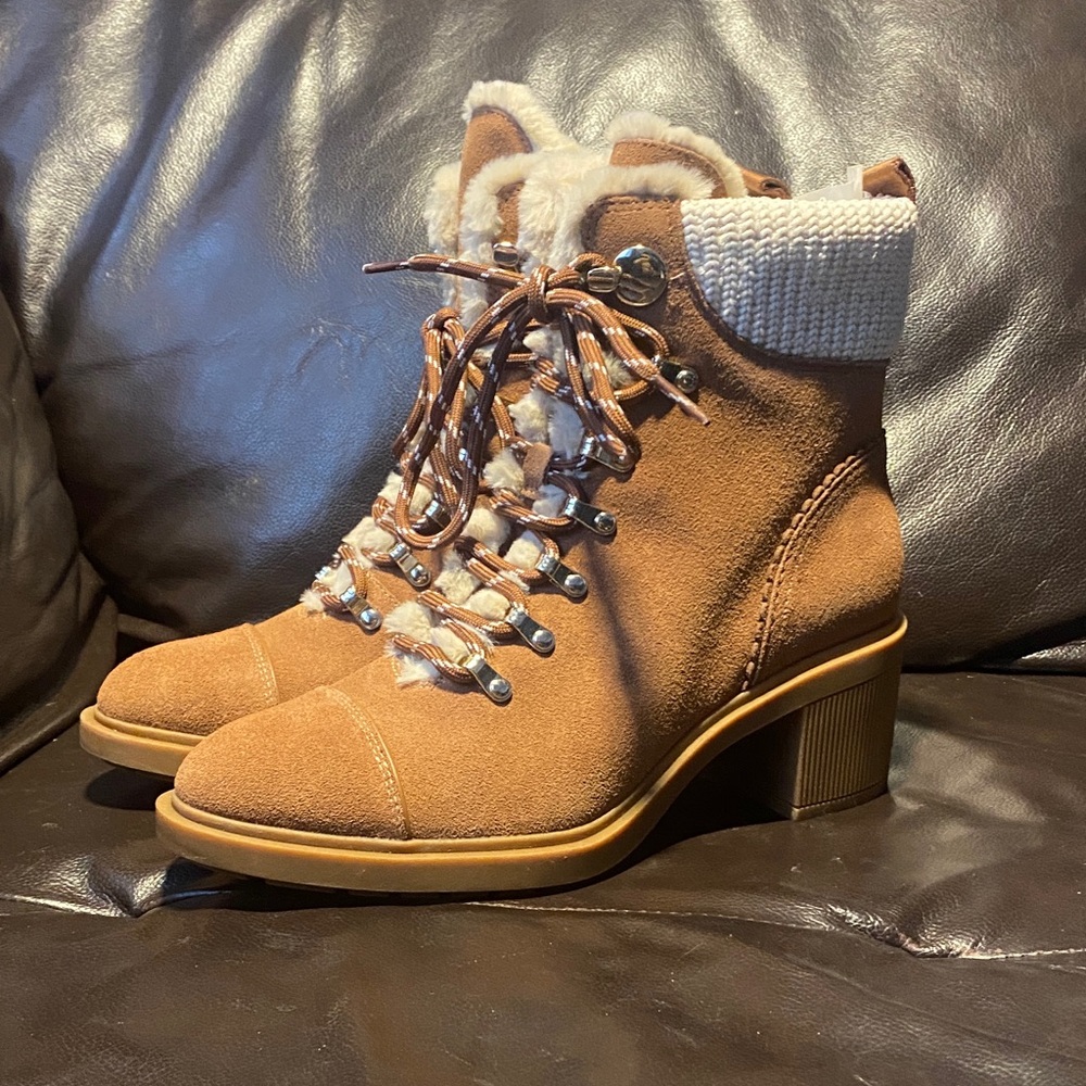 Kate Spade Tan Lace Up Boots